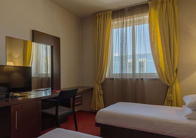 Отель Hotel Concordia Тыргу-Муреш-11